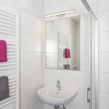 Dom wakacyjny Bergblick-planai - 5 Schlafzimmer Eigene Sauna