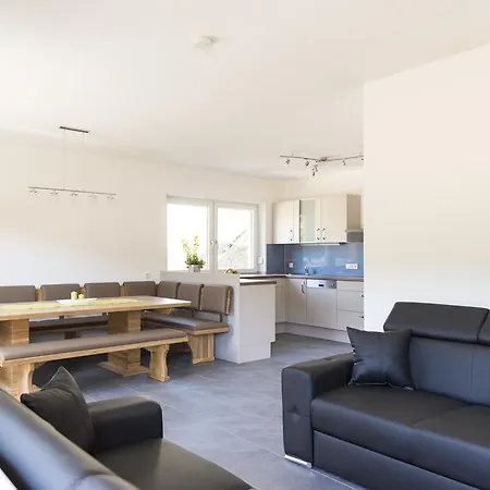 Bergblick-planai - 5 Schlafzimmer Eigene Sauna Semesterbostad