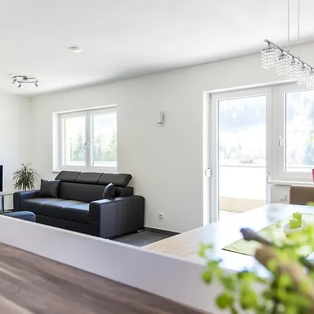 Dom wakacyjny Bergblick-planai - 5 Schlafzimmer Eigene Sauna *